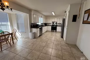 100 Robbins Blvd, Daphne, AL 36526 - Photo 10