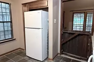 4131 Springdale Rd, Mobile, AL 36609 - Photo 4