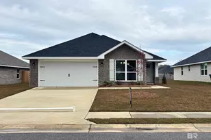 637 Revere St, Foley, AL 36535 - Photo 1