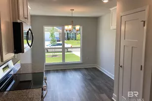 637 Revere St, Foley, AL 36535 - Photo 8