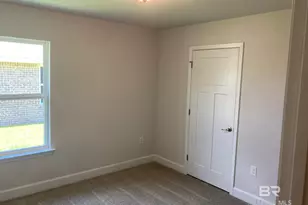 637 Revere St, Foley, AL 36535 - Photo 2