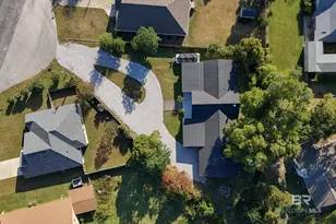 2221 Club House Dr, Lillian, AL 36549 - Photo 2