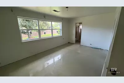 703 Bellangee Avenue, Fairhope, AL 36532 - Photo 10