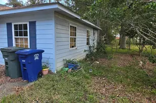 1820 N Cedar St, Foley, AL 36535 - Photo 2