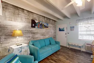 1027 W Beach Blvd, Gulf Shores, AL 36542 - Photo 8