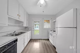 32 Sherwood Dr, Mobile, AL 36606 - Photo 10