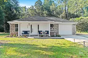 1933 Wildwood Pl, Mobile, AL 36609 - Photo 1