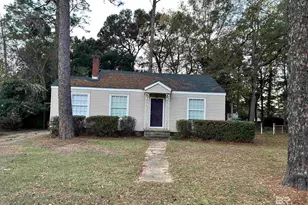 1105 N Hoyle Ave, Bay Minette, AL 36507 - Photo 1