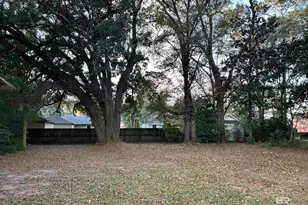 1105 N Hoyle Ave, Bay Minette, AL 36507 - Photo 14