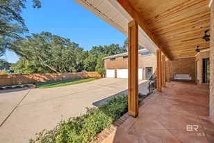 253 Blue Island St, Fairhope, AL 36532 - Photo 16