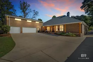 253 Blue Island St, Fairhope, AL 36532 - Photo 4