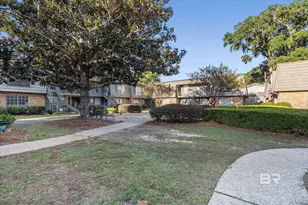 207 S Mobile St, Fairhope, AL 36532 - Photo 16