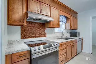 17175 N Lake Dr, Bay Minette, AL 36507 - Photo 2