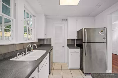 271 Park Terrace, Mobile, AL 36604 - Photo 16