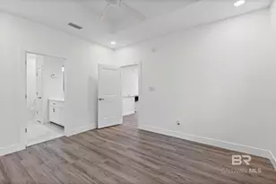 820 Wildwood Dr, Mobile, AL 36693 - Photo 10