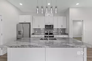 810 Wildwood Dr, Mobile, AL 36693 - Photo 18