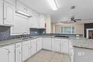 3875 Hawthorne Dr, Mobile, AL 36693 - Photo 2