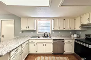 38261 Holly Hills Dr, Bay Minette, AL 36507 - Photo 10