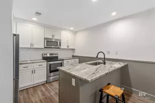 1112 N Alston St, Foley, AL 36535 - Photo 8