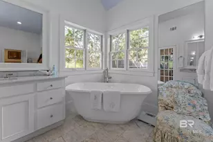 18318 Woodland Dr, Fairhope, AL 36532 - Photo 10