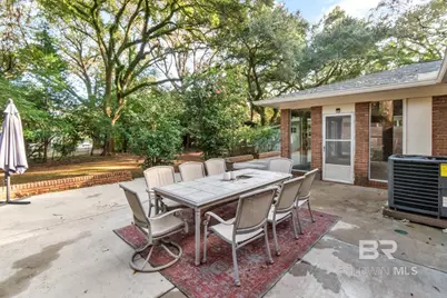 913 Cottage Hill Avenue, Mobile, AL 36693 - Photo 12