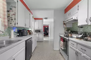 300 W Pedigo Ave, Foley, AL 36535 - Photo 6