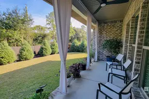 114 Ornate Ave, Fairhope, AL 36532 - Photo 2