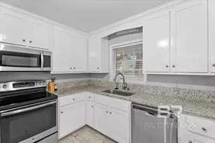 417 Azalea St, Fairhope, AL 36532 - Photo 10