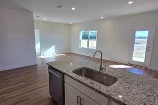 28084 Hallow Trl, Elberta, AL 36530 - Photo 8