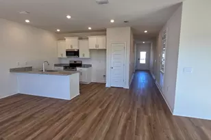 28084 Hallow Trl, Elberta, AL 36530 - Photo 10