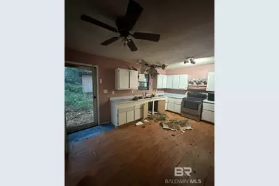 309 W Magnolia Street, Bay Minette, AL 36507 - Photo 2