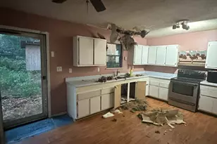 309 W Magnolia St, Bay Minette, AL 36507 - Photo 2