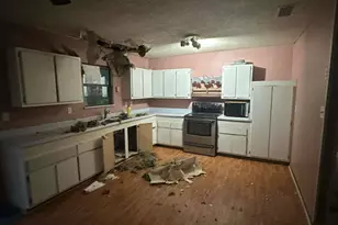 309 W Magnolia St, Bay Minette, AL 36507 - Photo 4