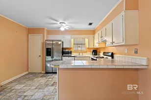 1701 Phillips Ln, Mobile, AL 36618 - Photo 14