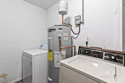 1701 Phillips Lane, Mobile, AL 36618 - Photo 34