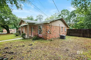 1701 Phillips Ln, Mobile, AL 36618 - Photo 36