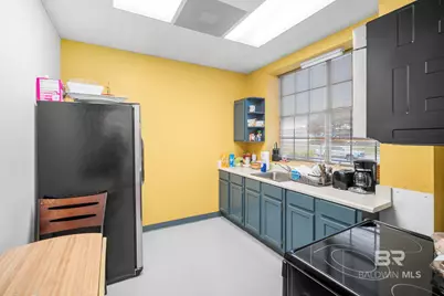 339 E Berry Avenue, Foley, AL 36535 - Photo 18