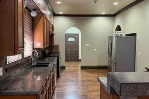 253 Cherokee St, Mobile, AL 36606 - Photo 6