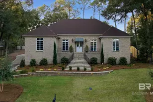 224 North Cir, Fairhope, AL 36532 - Photo 1