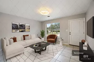 4664 Geneva Dr, Pensacola, FL 32526 - Photo 2