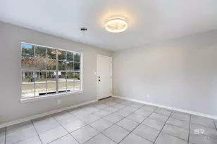 4664 Geneva Dr, Pensacola, FL 32526 - Photo 8