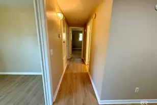 201 S Stuart St, Foley, AL 36535 - Photo 6