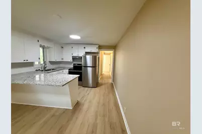 201 S Stuart Street, Foley, AL 36535 - Photo 4