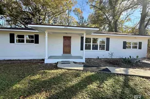 201 S Stuart St, Foley, AL 36535 - Photo 2