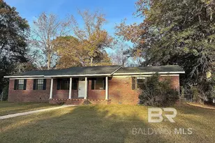 114 Avalon St, Brewton, AL 36426 - Photo 12