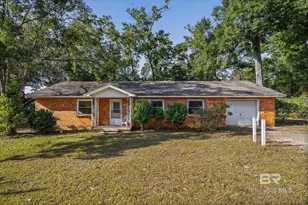 356 Satsuma St, Fairhope, AL 36532 - Photo 1