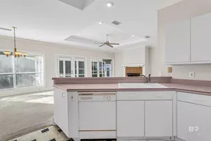 20625 Lowry Dr, Fairhope, AL 36532 - Photo 8