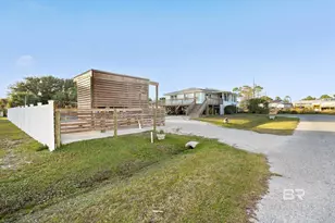 205 W 3rd St, Gulf Shores, AL 36542 - Photo 30