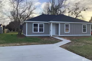 76 Fincher Ln, Loxley, AL 36551 - Photo 2