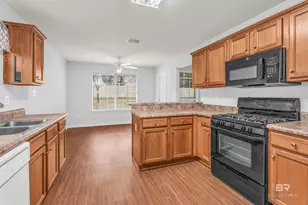 21762 Eastbrook St, Fairhope, AL 36532 - Photo 10